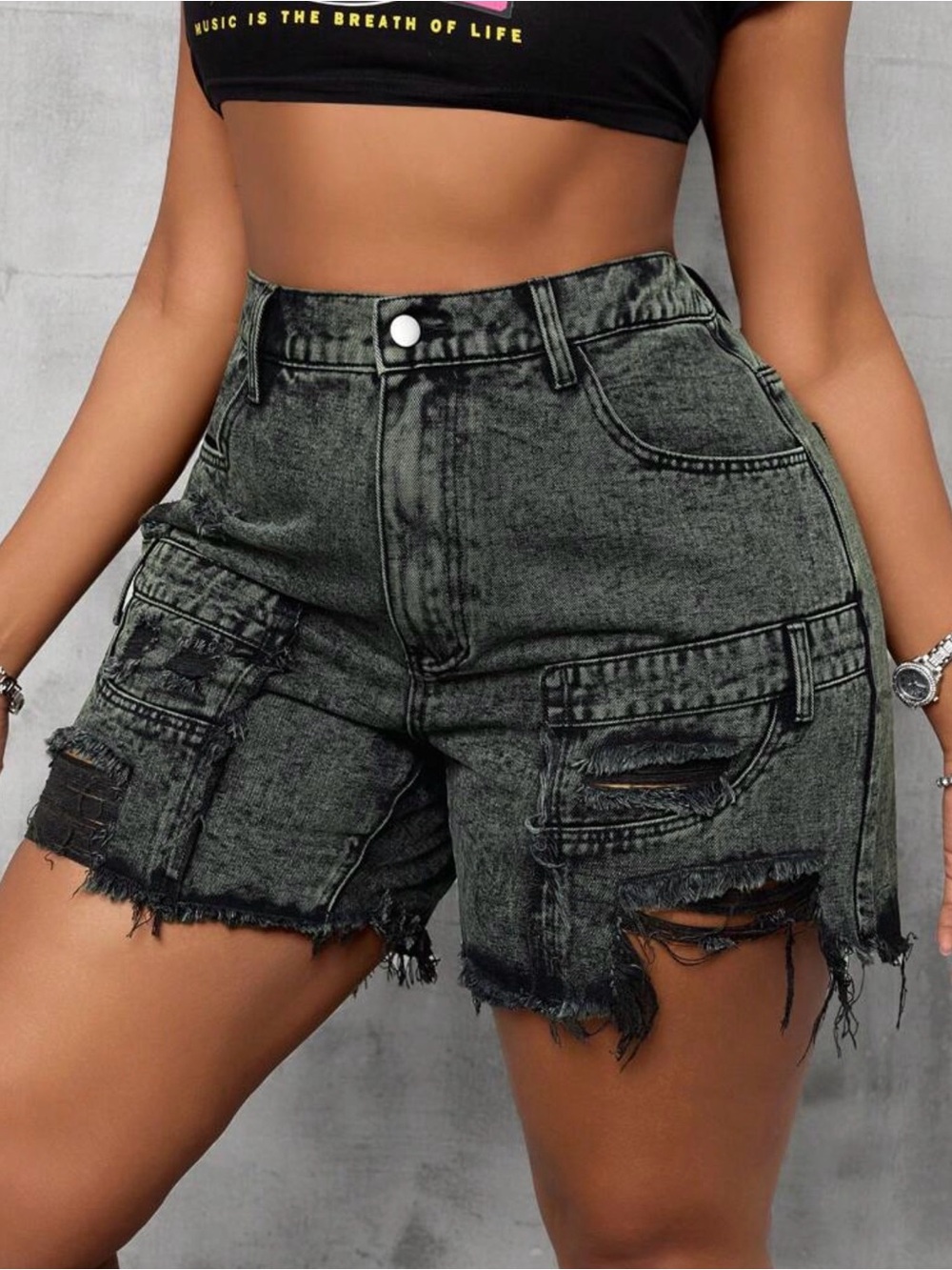 ✨ Trendy Washed Black High-Rise Distressed Cargo Shorts ✨ - Picture 8 of 10